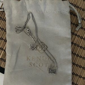 Kendra Scott solver necklace